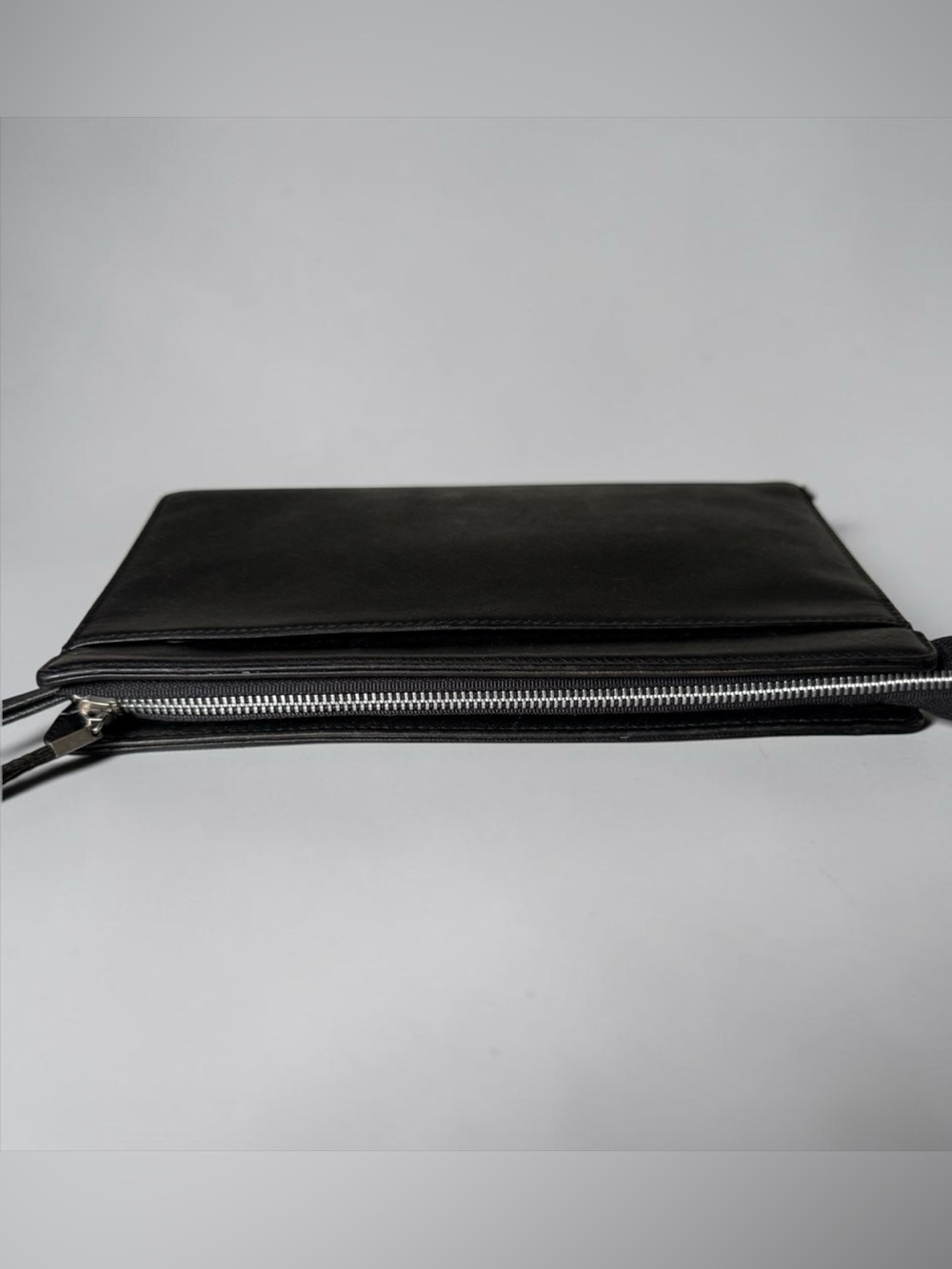 Burberry Black Leather Clutch Pouch Bag  Luxury Unisex Authentic - Picture 10 of 11